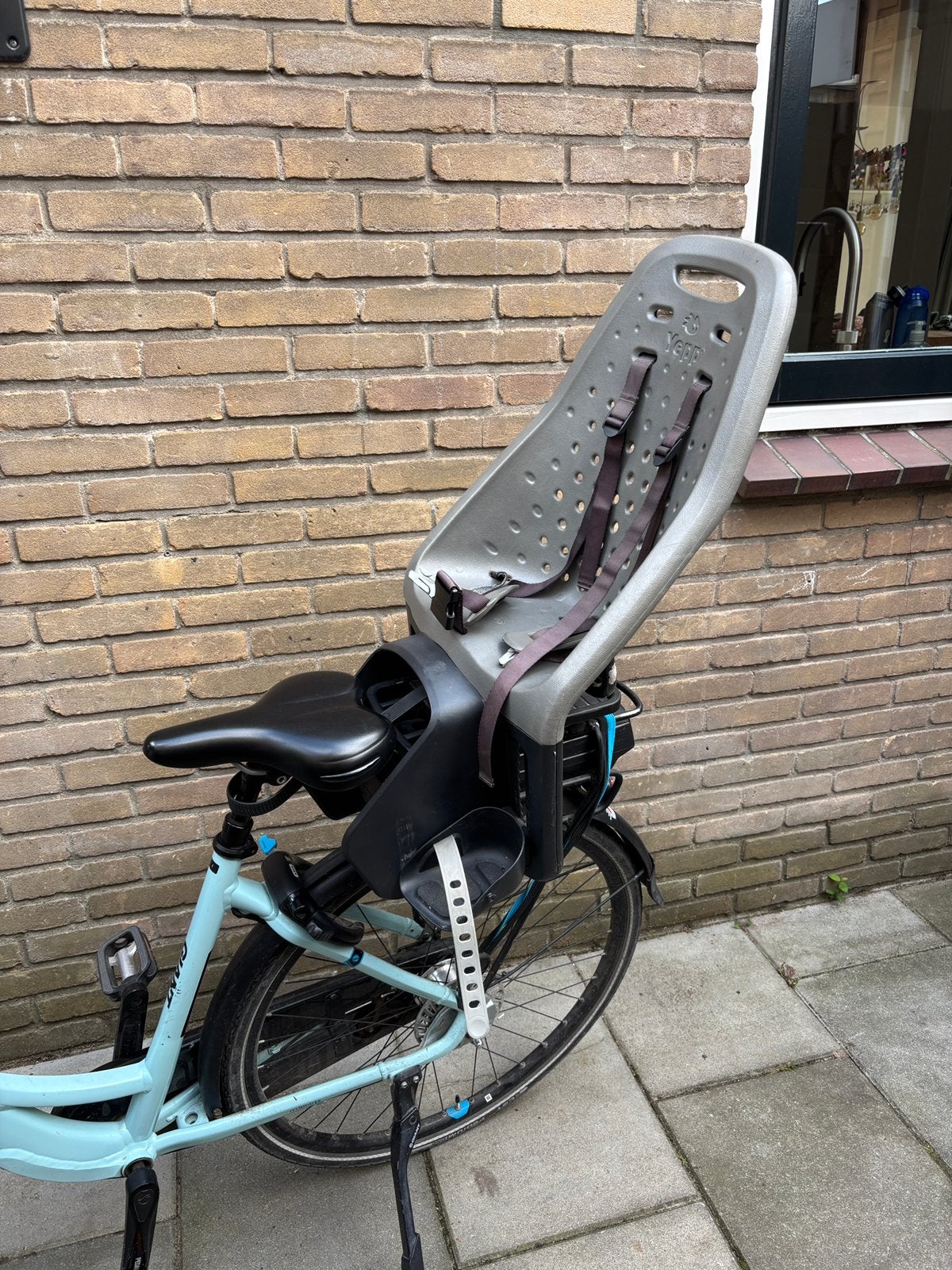 Yepp kinderzitje - achterzitje incl adapter, Ophalen, Zo goed als nieuw