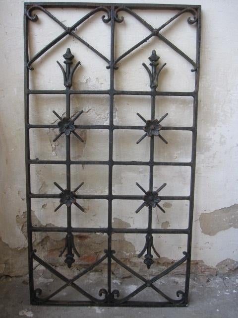 104 x 60,7 cm Stoer antiek ijzeren deurrooster, Antiek en Kunst, Curiosa en Brocante, Ophalen