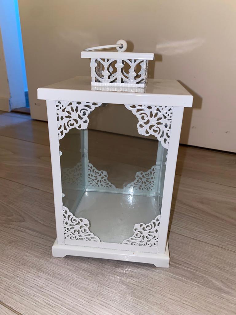 Witte decoratieve lantaarn met spiegeldetails, Ophalen of Verzenden, Nieuw, Kaars