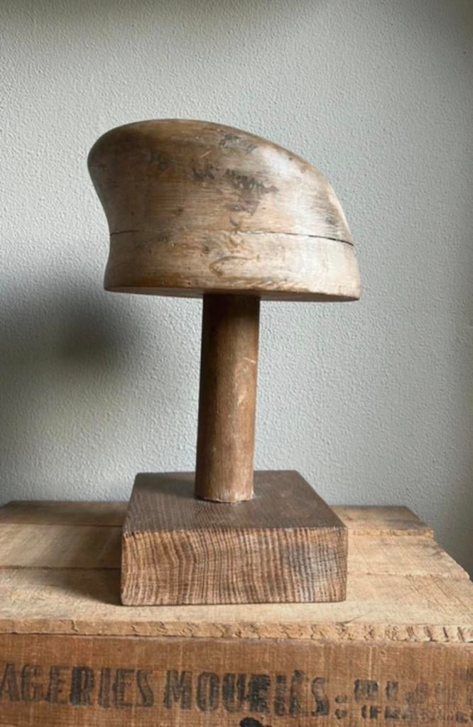 Franse houten hoedenmal op standaard, Antiek en Kunst, Ophalen of Verzenden