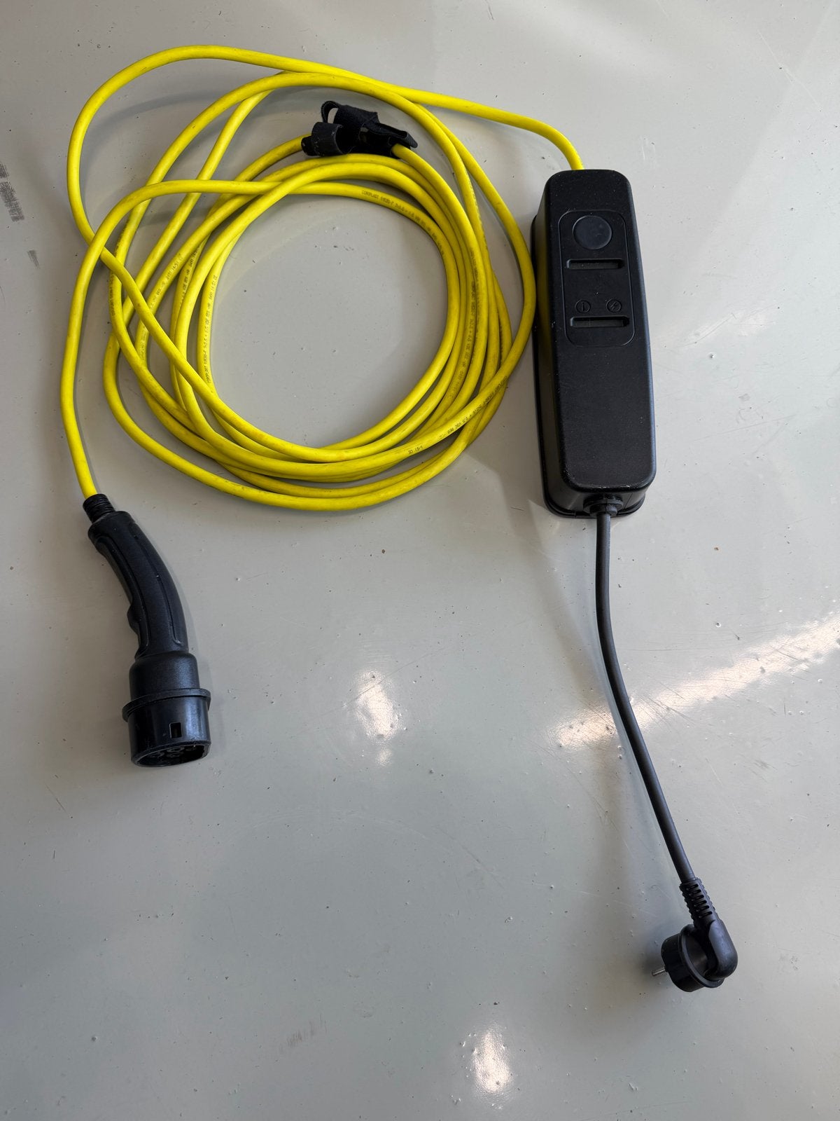 Draagbare EV Laadkabel Type 2 - 230V (Schuko), Ophalen of Verzenden, Gebruikt, Laadkabel