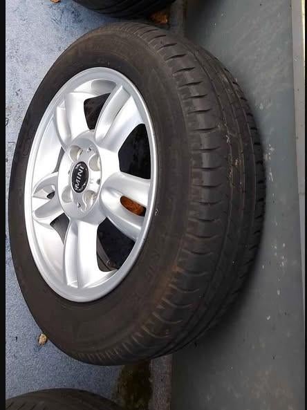 Mini Cooper  Velgen 15 inch met Banden 185/65 R15, Auto-onderdelen, Banden en Velgen, Ophalen, Gebruikt, 15 inch, Banden en Velgen