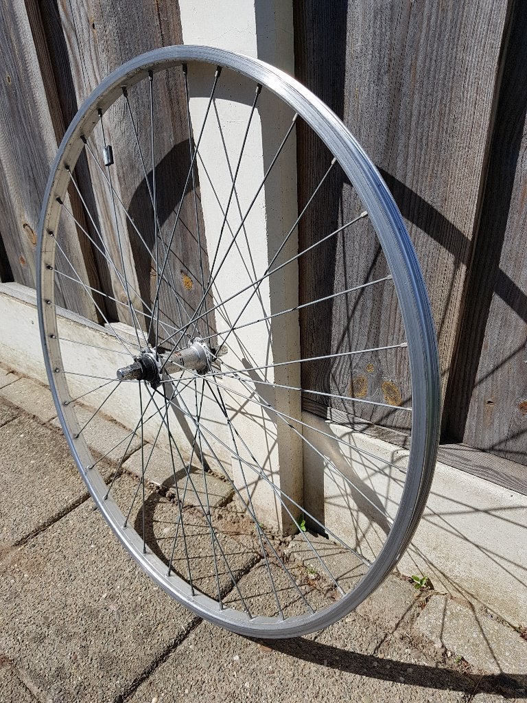 Voorwiel fiets 28 inch Shimano Nexus, Ophalen, Zo goed als nieuw, Wiel, Shimano