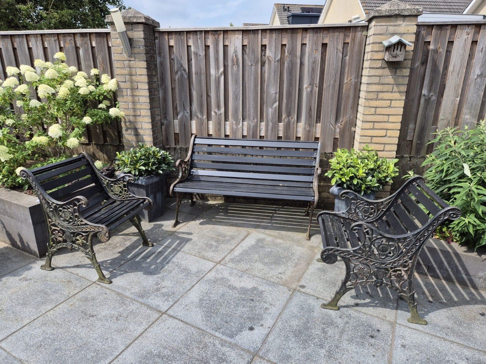 Vintage gietijzeren tuinset: 2 stoelen en 1 bankje, Ophalen
