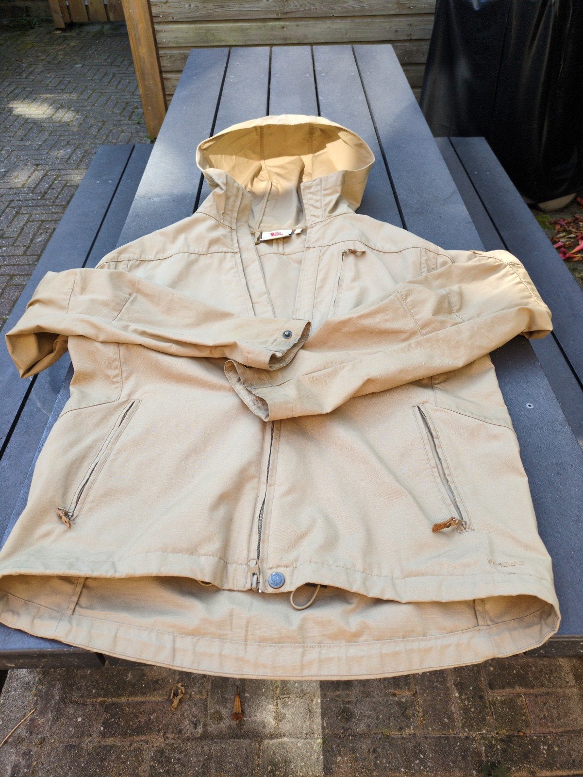 Fjällräven G1000 Jas Maat M - Zomerjas met lichte schade, Ophalen of Verzenden, Zo goed als nieuw, Beige