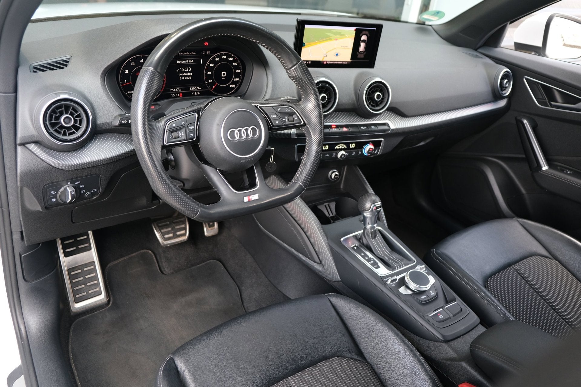 Audi Q2 1.4 TFSI CoD Sport Pro 2x S-Line 150PK DSG Navi PDC, Dealer onderhouden, 4 cilinders, 150 pk, Wit