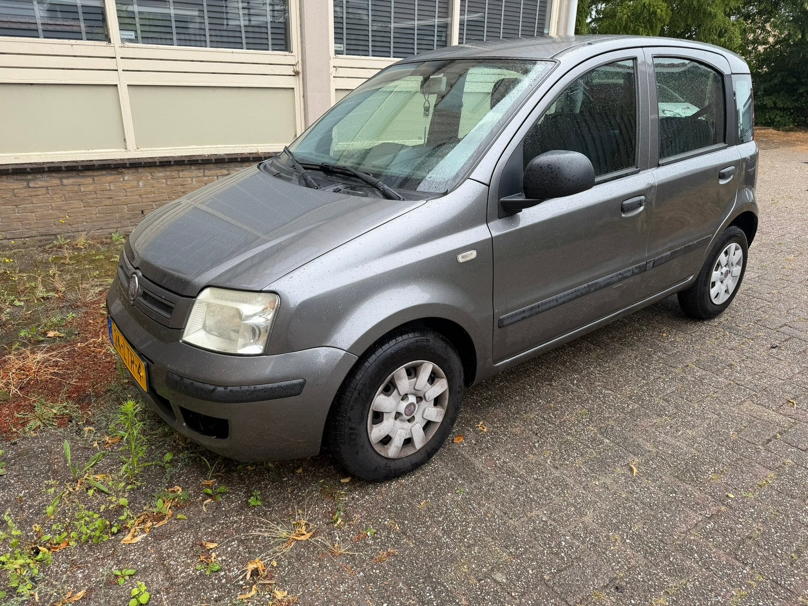 Fiat Panda 1.2i benzine 2010 goede motor zie foto !, 4 stoelen, Wit, Geïmporteerd, 1285 kg