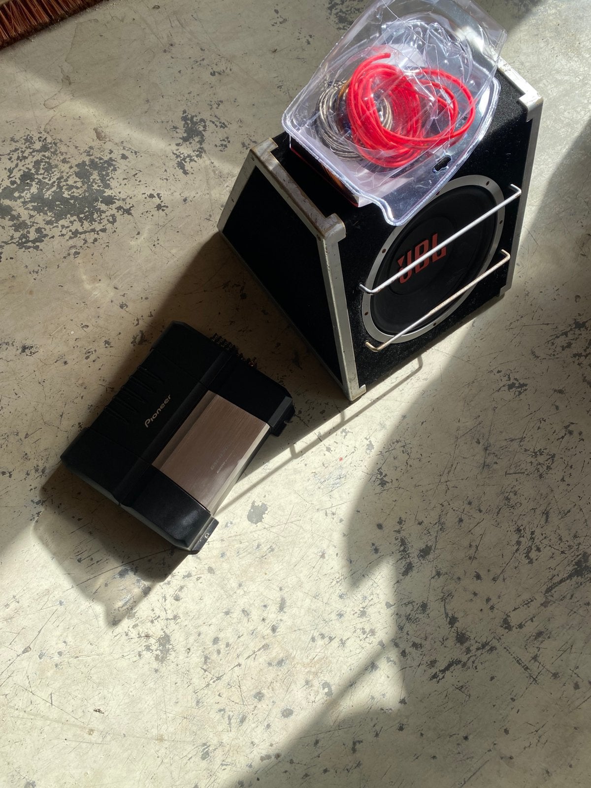 Pioneer versterker met jbl woofer, Auto diversen, Autospeakers, Ophalen, Gebruikt