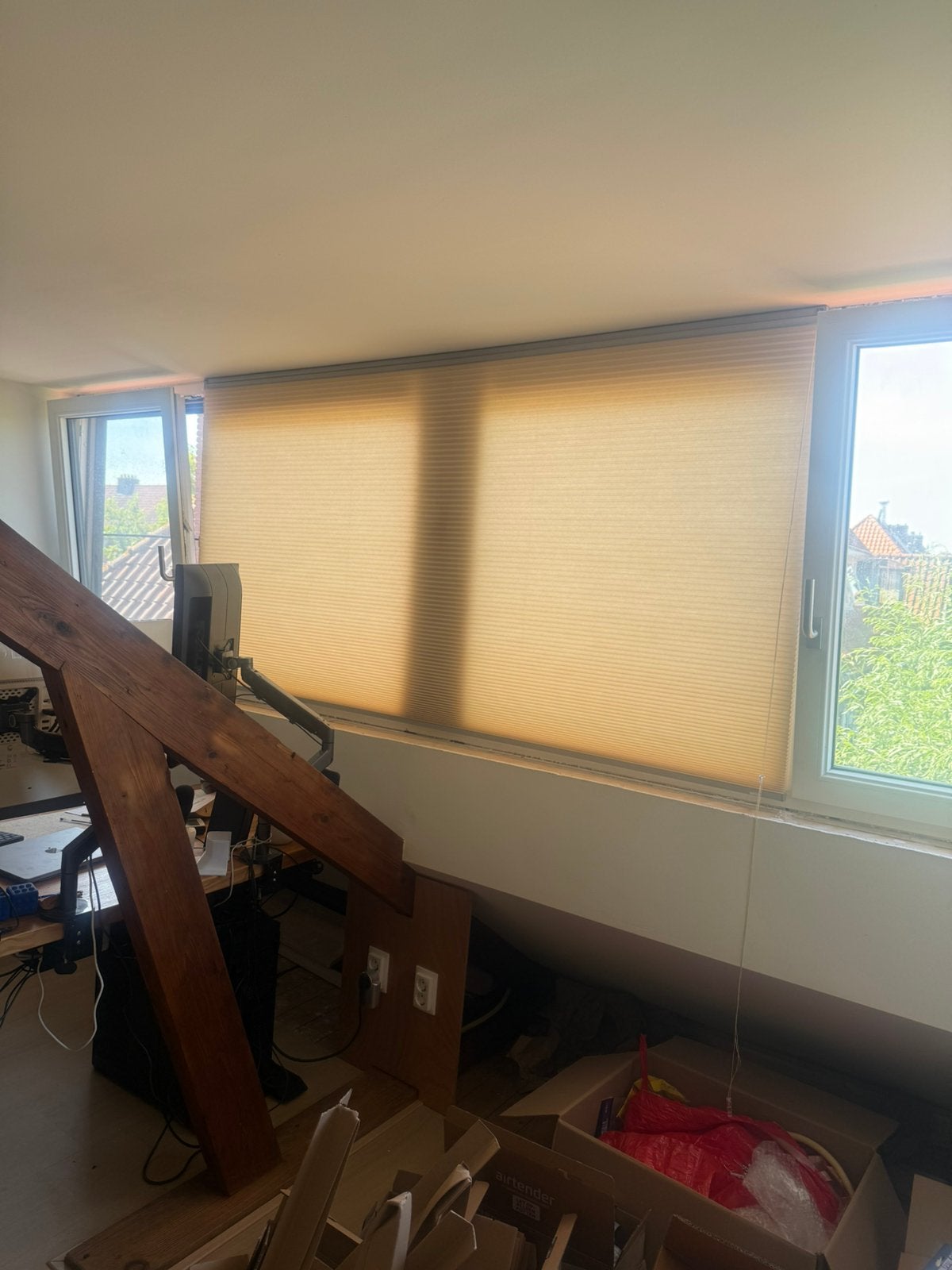 Plisségordijn met honing/amandelkleurige stof, Huis en Inrichting, Ophalen, Isolerend, Nieuw, Gordijn