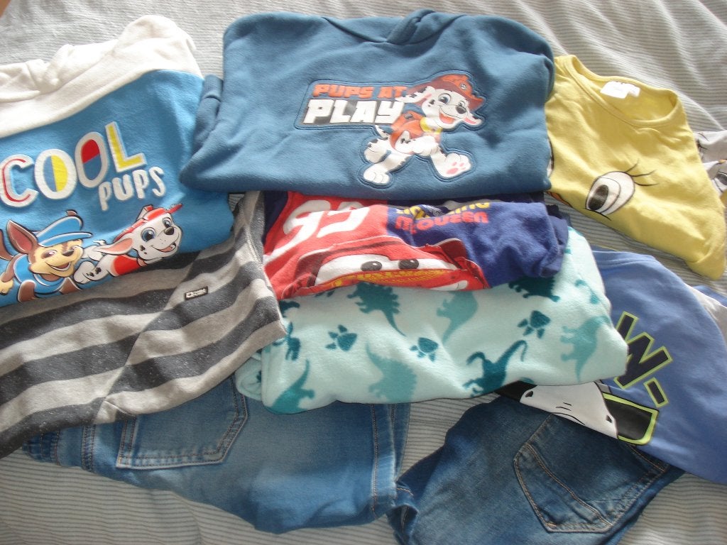 Kleding pakket jongen mt 104/110 (9 stuks), Ophalen of Verzenden, Gebruikt, Jongen, Nacht- of Onderkleding