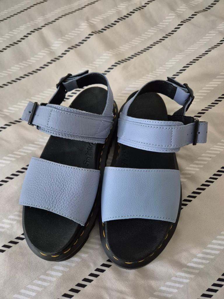 Nieuw Dr. Martens Voss Zen Blauw Sandalen maat 37, Kleding | Dames, Schoenen, Nieuw, Sandalen of Muiltjes, Blauw, Ophalen of Verzenden