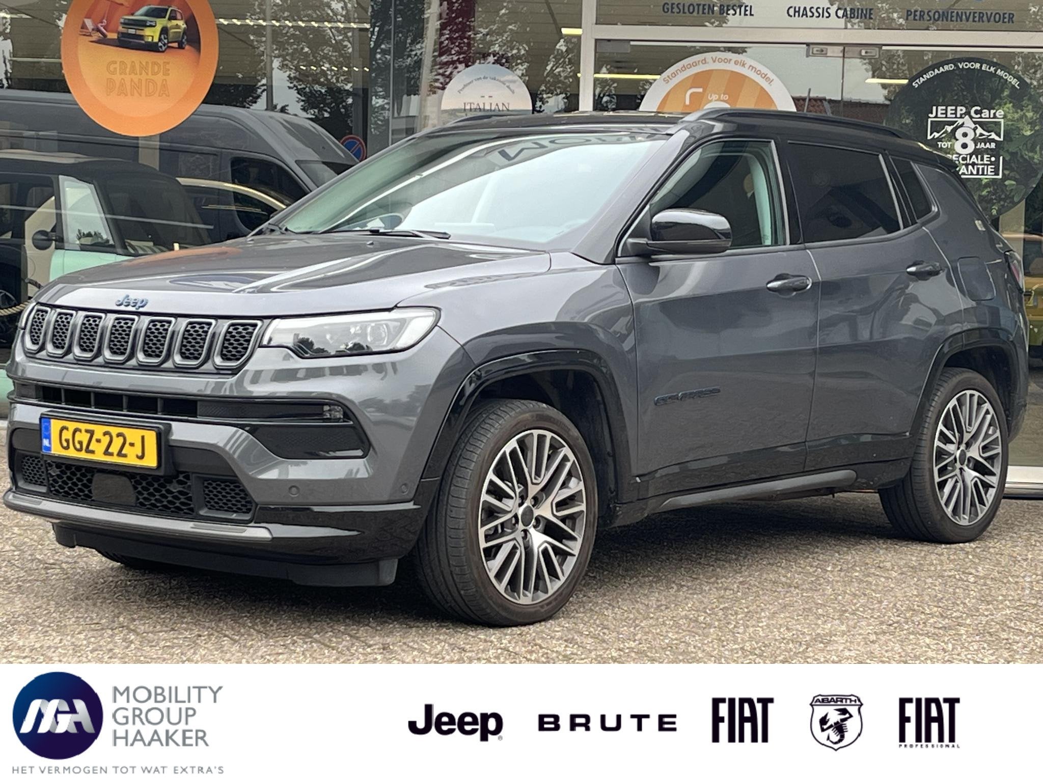 Jeep Compass 4xe 240 Plug-in Hybrid Electric Summit | Adapti