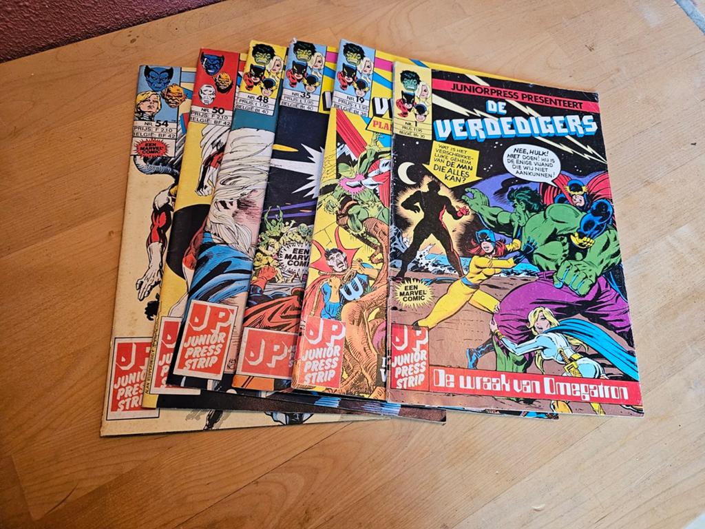 De Verdedigers - Juniorpress Stripboeken (7 stuks), Meerdere stripboeken, Ophalen of Verzenden, Gelezen