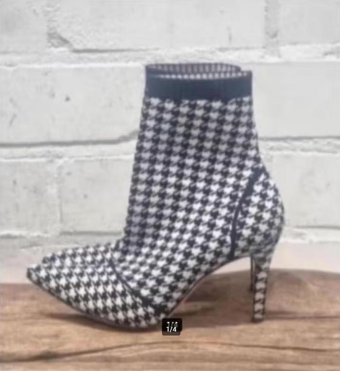 Gianvito Rossi - Pied de poule Houndstooth laarsjes maat 38, Kleding | Dames, Schoenen, Gianvito Rossi, Zwart, Lage of Enkellaarzen