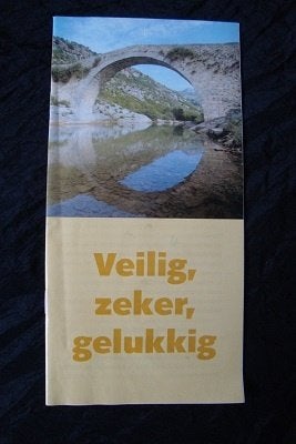 NIEUW Boekje VEILIG ZEKER GELUKKIG, Ophalen of Verzenden, Nieuw