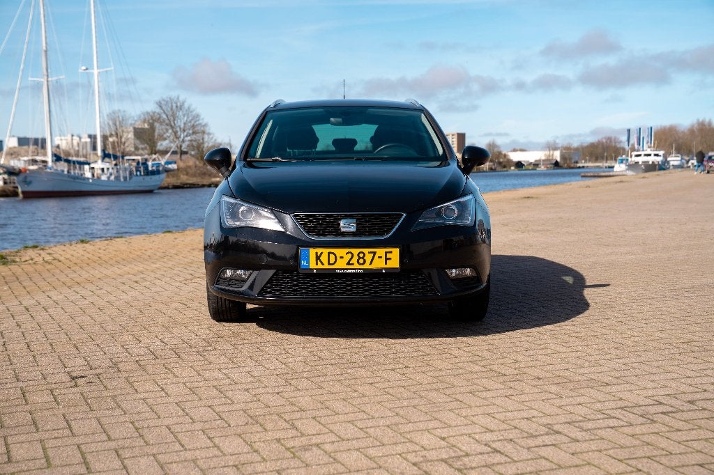 Seat Ibiza 1.0 TSI 70KW ST 2016 Zwart, Voorwielaandrijving, Stof, 40 €/maand, Zwart