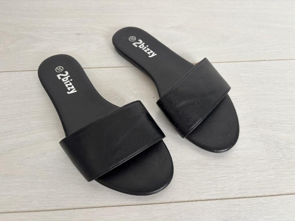 2Bizzy slippers zwart maat 37 (200583), 2-Bizzy, Zwart, Nieuw, Ophalen