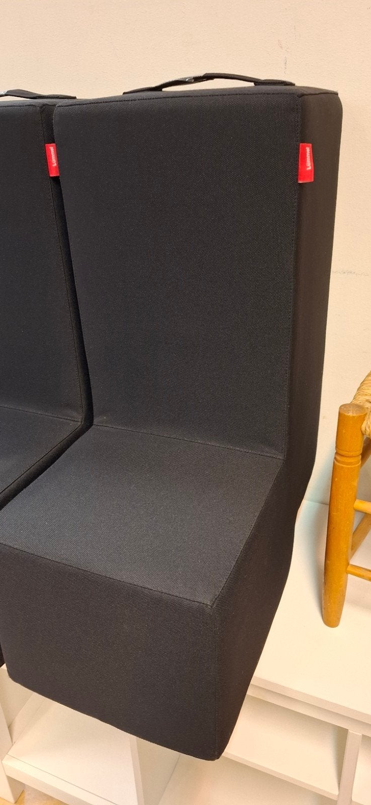 Lummel stoel - Zwart stoffen zitmeubel, Ophalen, Gebruikt, Zwart, Modern, Functioneel