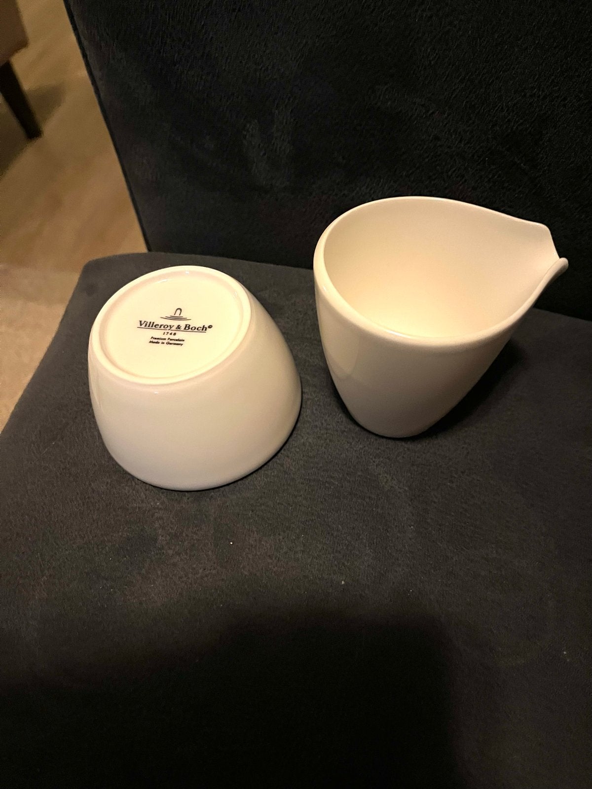 Villeroy & Boch NewWave melkkan en suikerpot, Ophalen of Verzenden, Zo goed als nieuw, Modern, Porselein