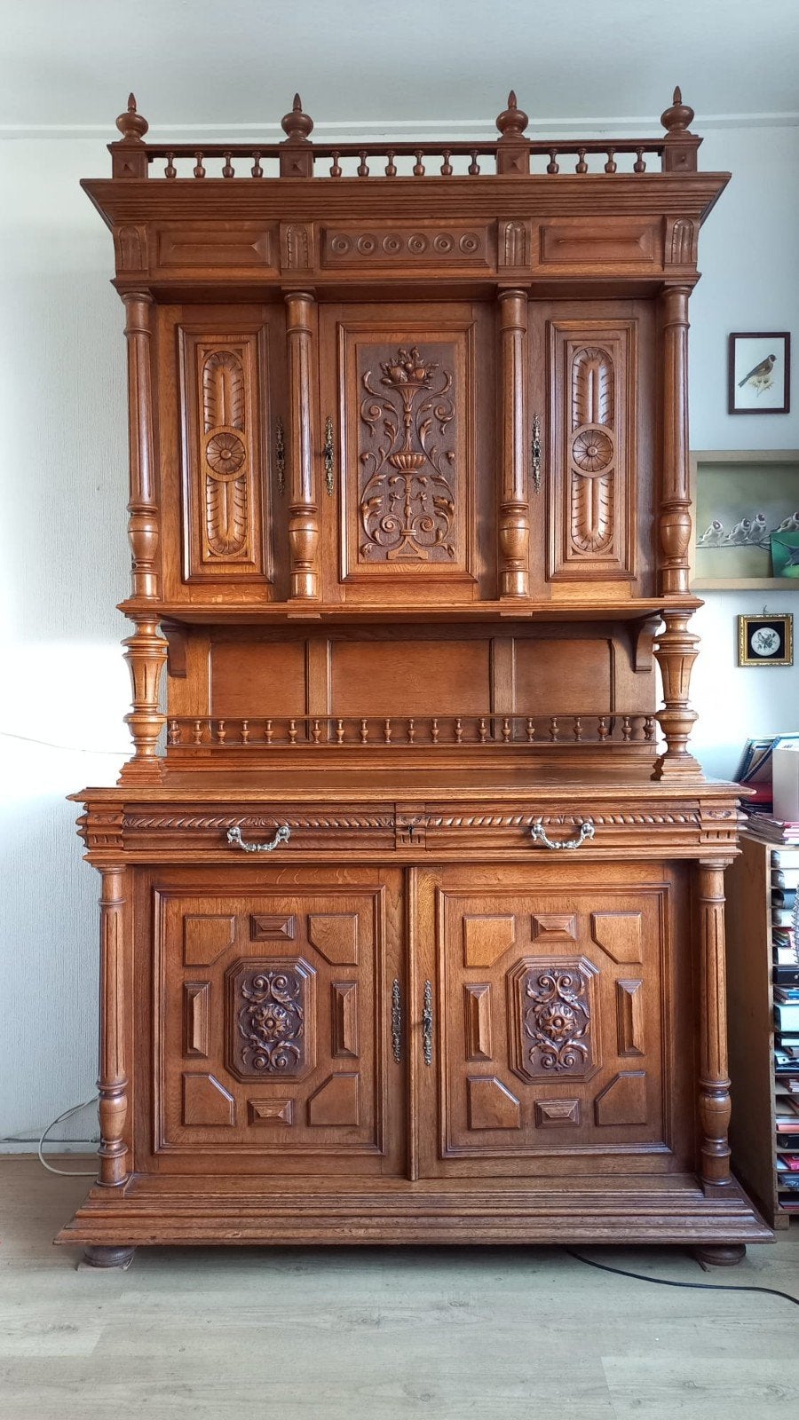 Eiken kast !!, Ophalen