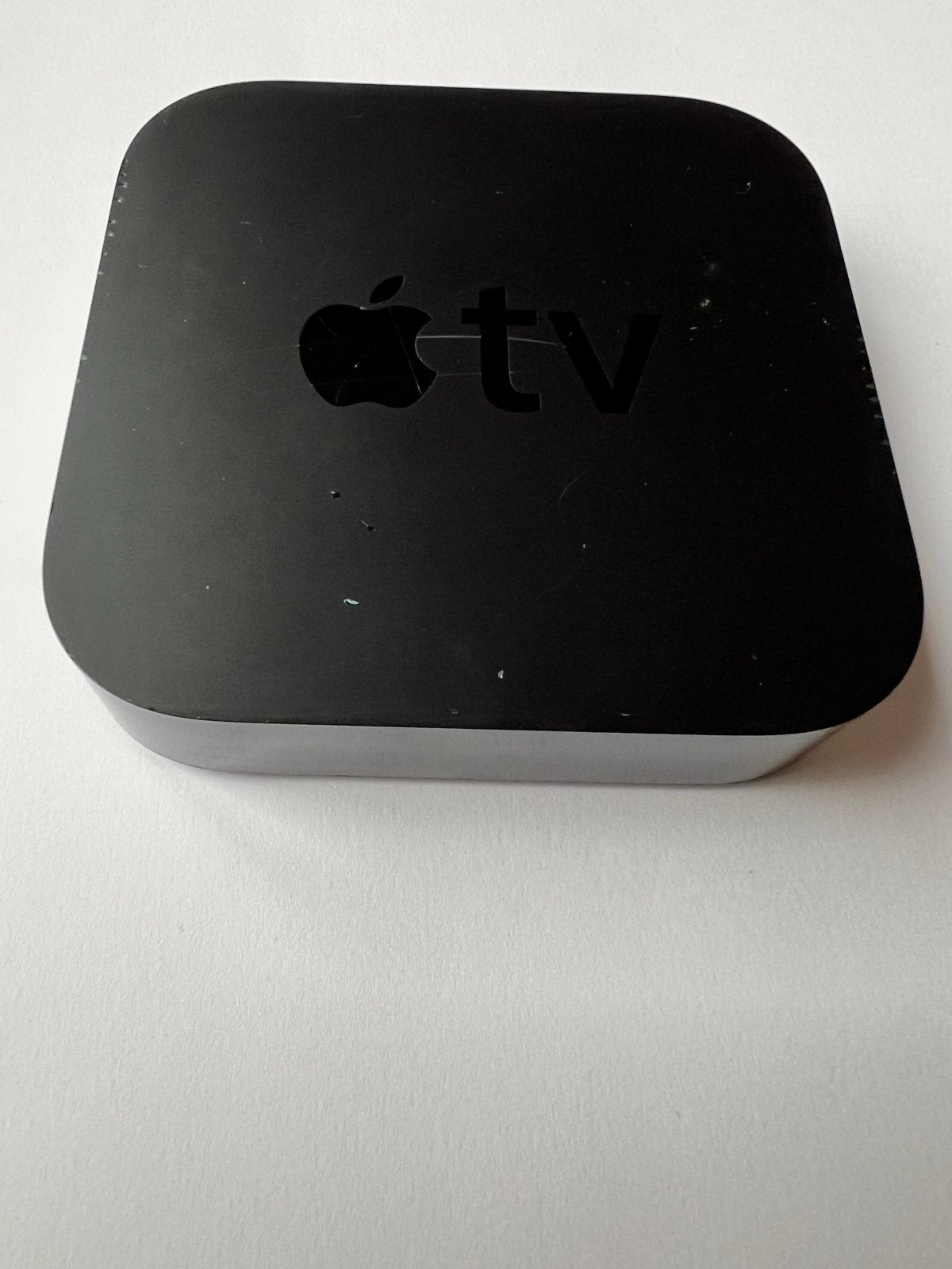 Apple TV 3e generatie A1469 met afstandsbediening, Ophalen of Verzenden, Zo goed als nieuw, HDMI, Zonder harde schijf