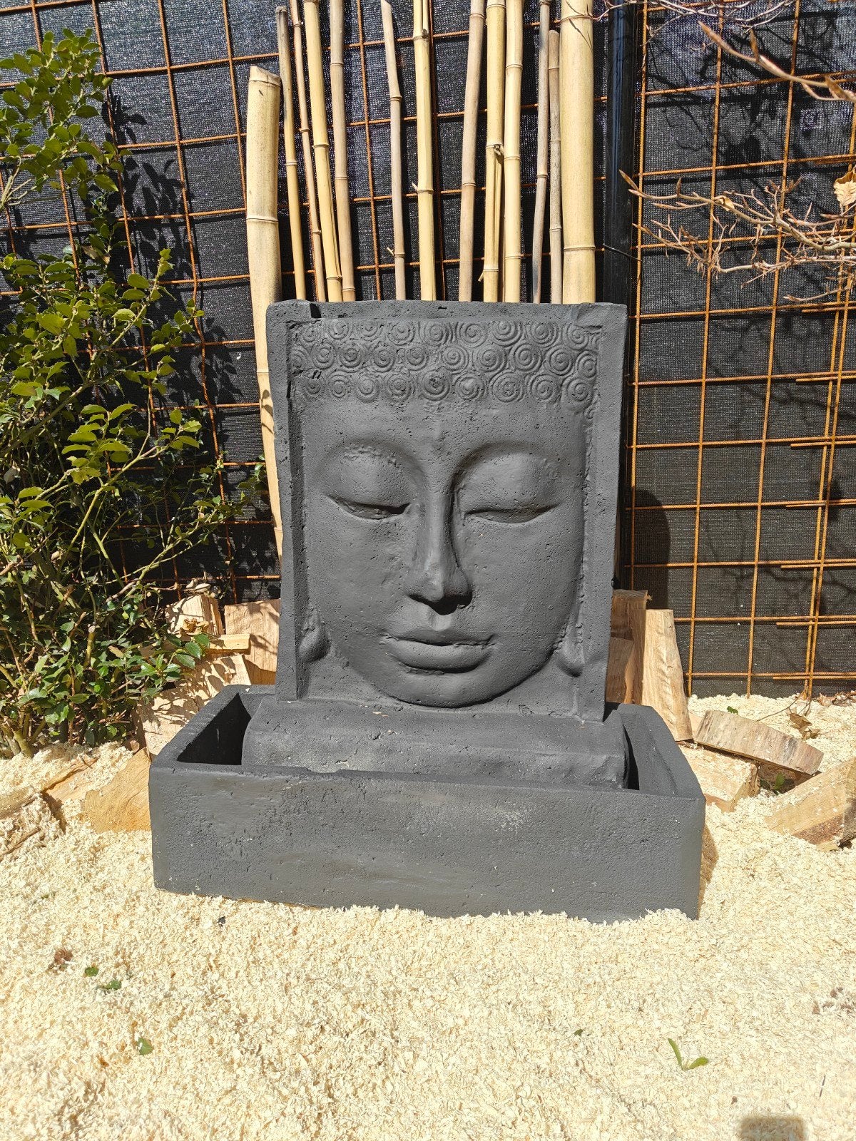 Mooie grote oosterse Buddha fontein water ornament beton, Tuin en Terras, Ophalen of Verzenden, Beton, Fontein