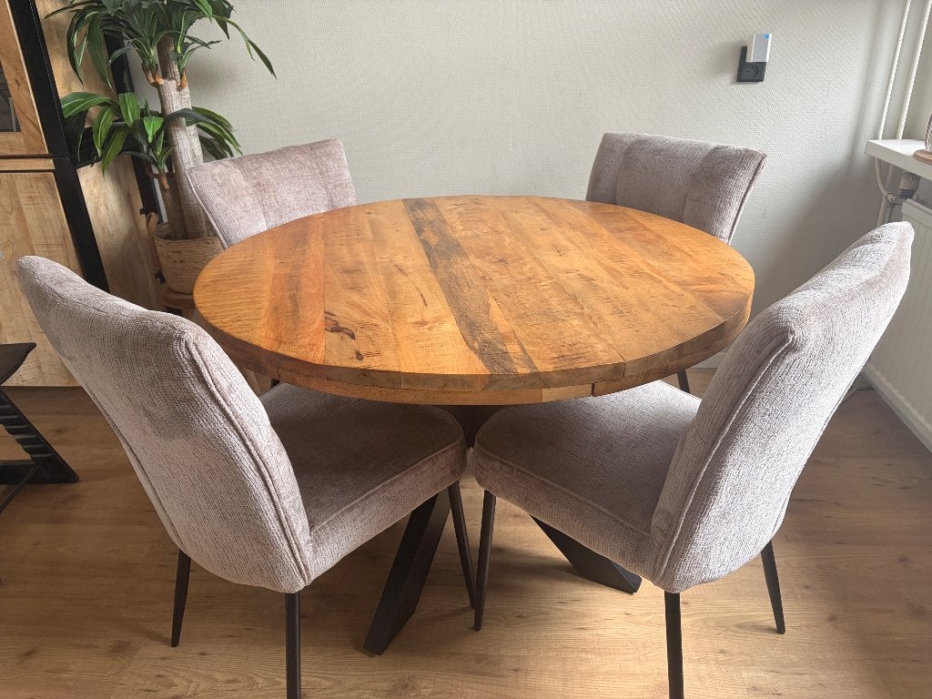 Ronde mangohouten eettafel, Ophalen, Rond, Zo goed als nieuw, Vier personen