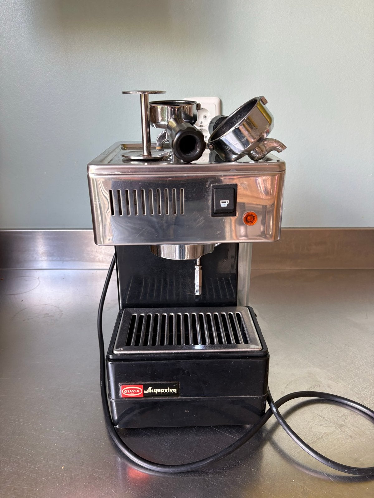 Quick Mill espresso machine, Gebruikt, Espresso apparaat, 10 kopjes of meer, Gemalen koffie