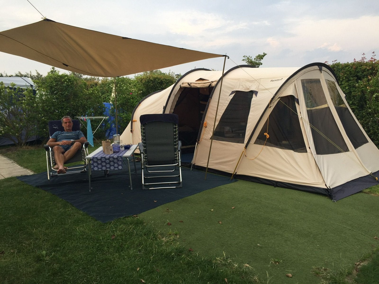 Eureka tunneltent 4 persoons beige, Ophalen of Verzenden, Gebruikt, Tot en met 4