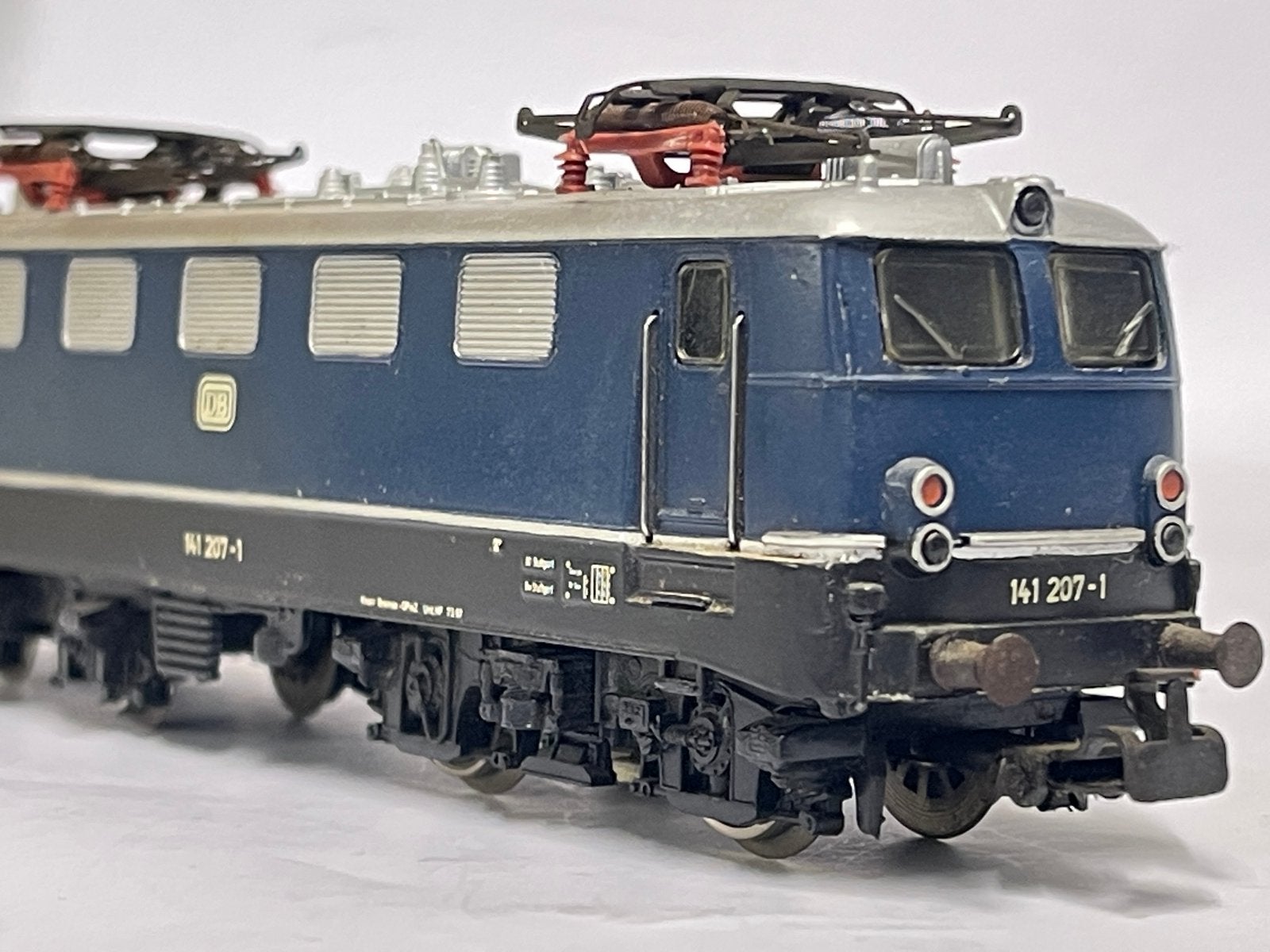 ** NIEUWSTAAT ** Märklin 3033 HAMO ** BR 141 207-1 **, Hobby en Vrije tijd, Modeltreinen | H0, Ophalen of Verzenden, Zo goed als nieuw