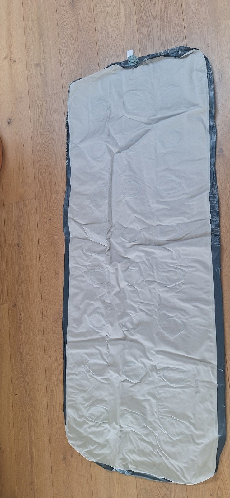 QUECHUA AIR BASIC 70 Luchtbed - nieuw, Caravans en Kamperen, Luchtbedden, Ophalen of Verzenden, Nieuw, 1-persoons