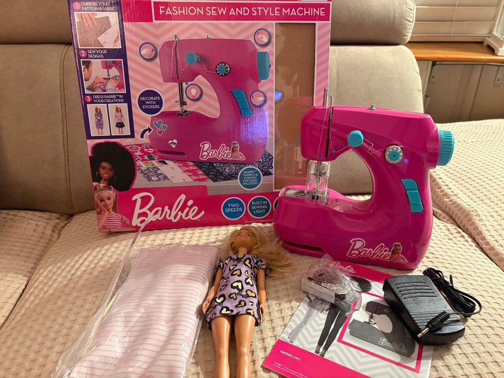 Barbie naaimachine, Ophalen, Zo goed als nieuw, Barbie