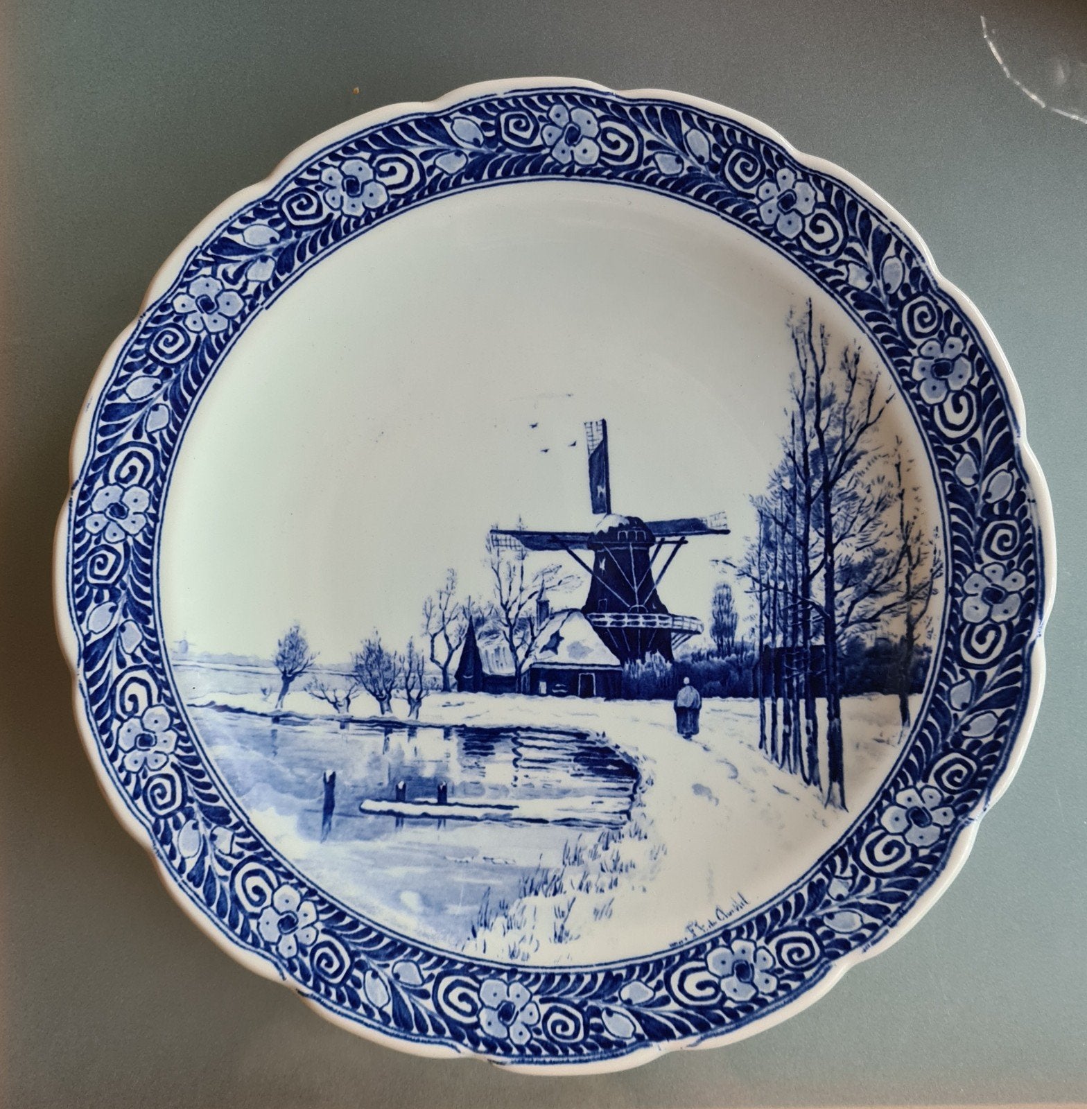 Delfts Blauw Wandbord - Winterlandschap met Molen.  30cm, Ophalen of Verzenden