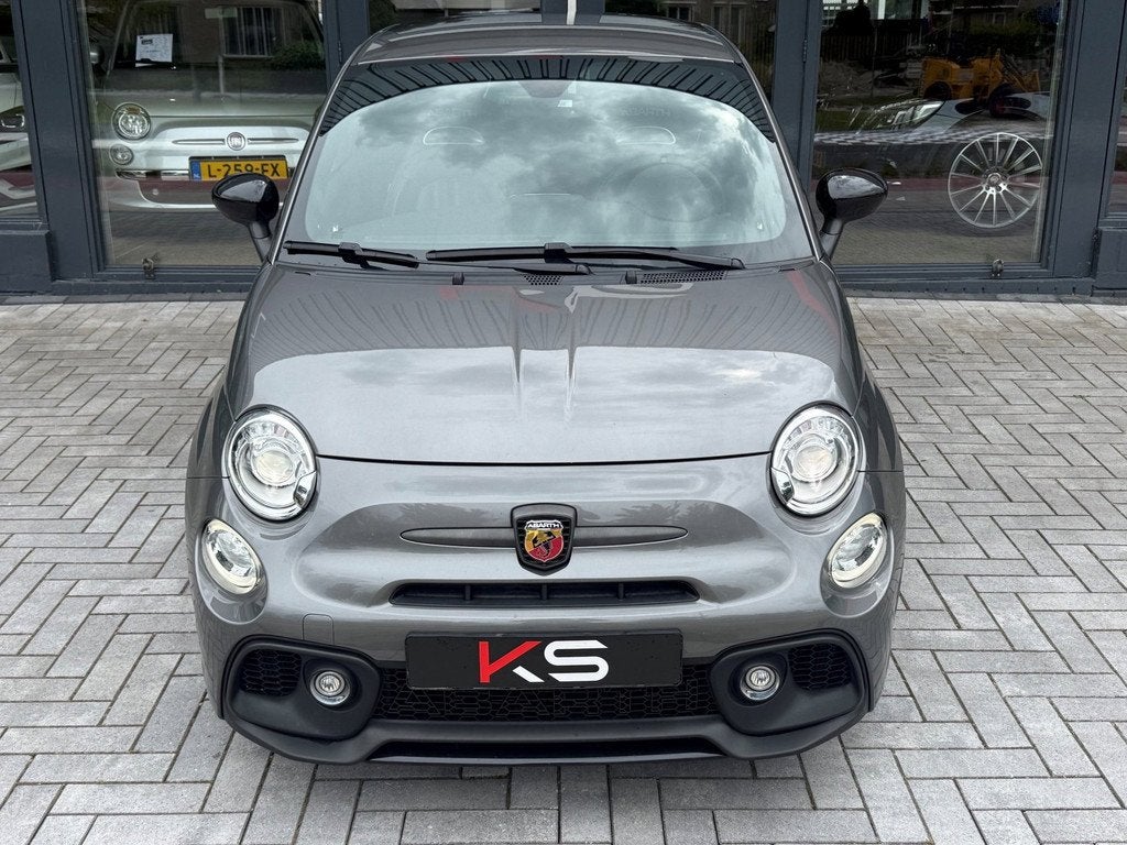Fiat 500 1.4 T-Jet Abarth Competizione 595 180pk Leder Navi, Voorwielaandrijving, Gebruikt, Zwart, 4 stoelen