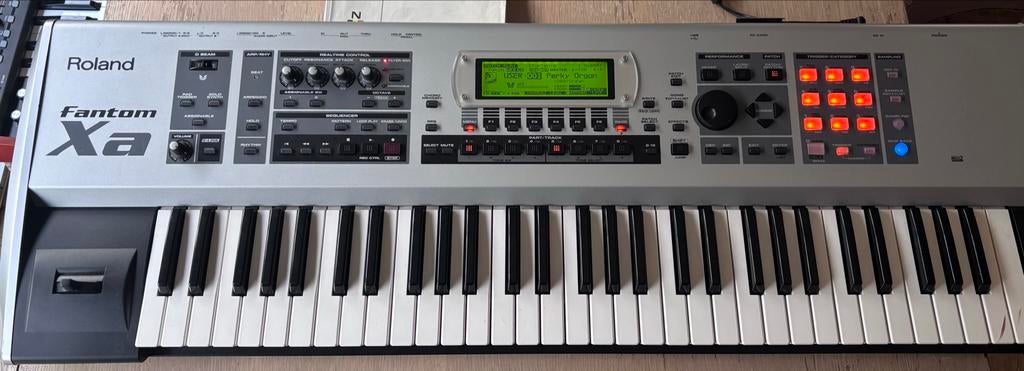 Roland Fantom Xa Synthesizer Workstation, Ophalen of Verzenden, Zo goed als nieuw, 61 toetsen, Roland