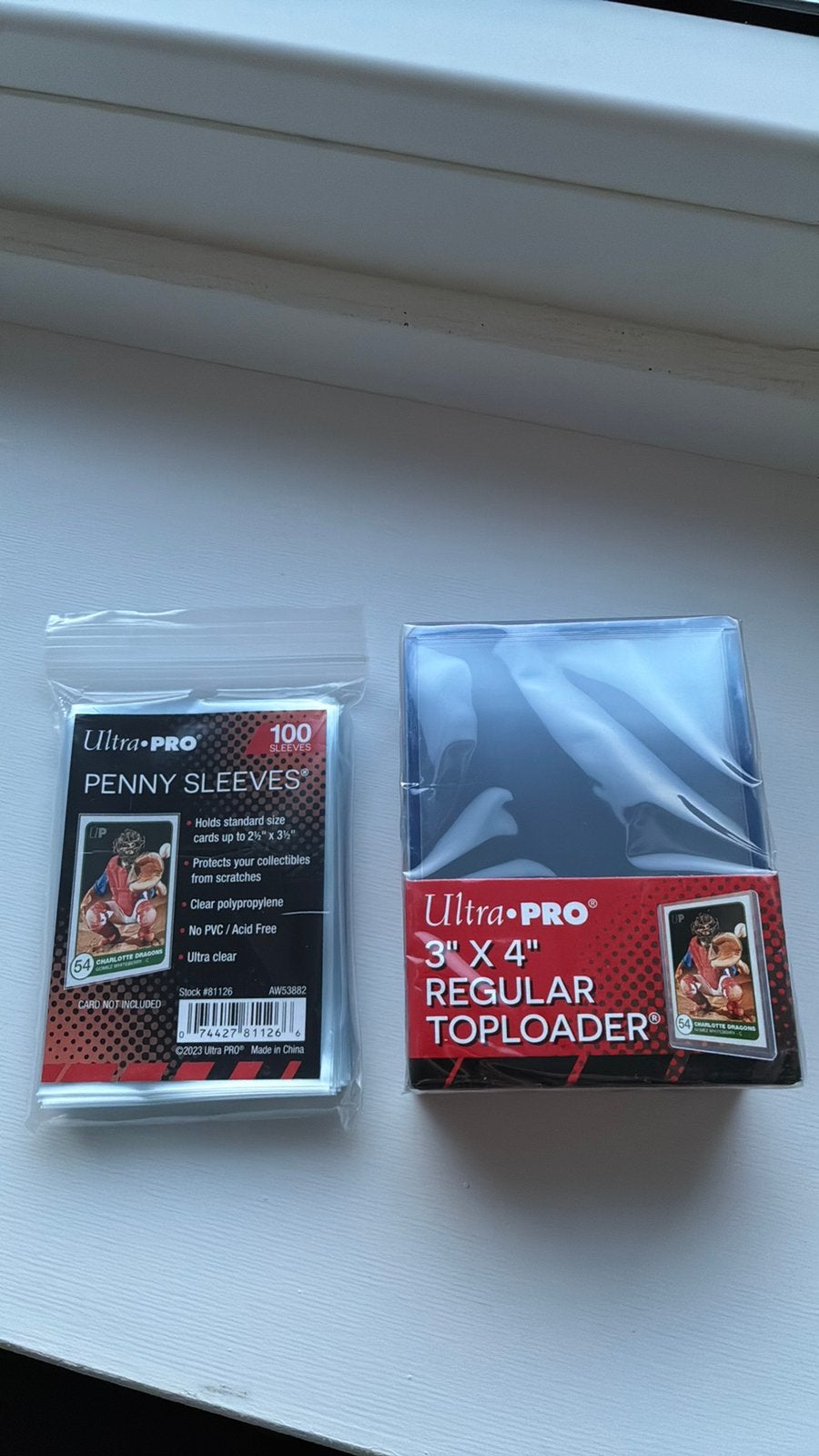 Toploaders en sleeves van ultra pro, Ophalen of Verzenden, Zo goed als nieuw, Sleeves of Kaarthoesjes