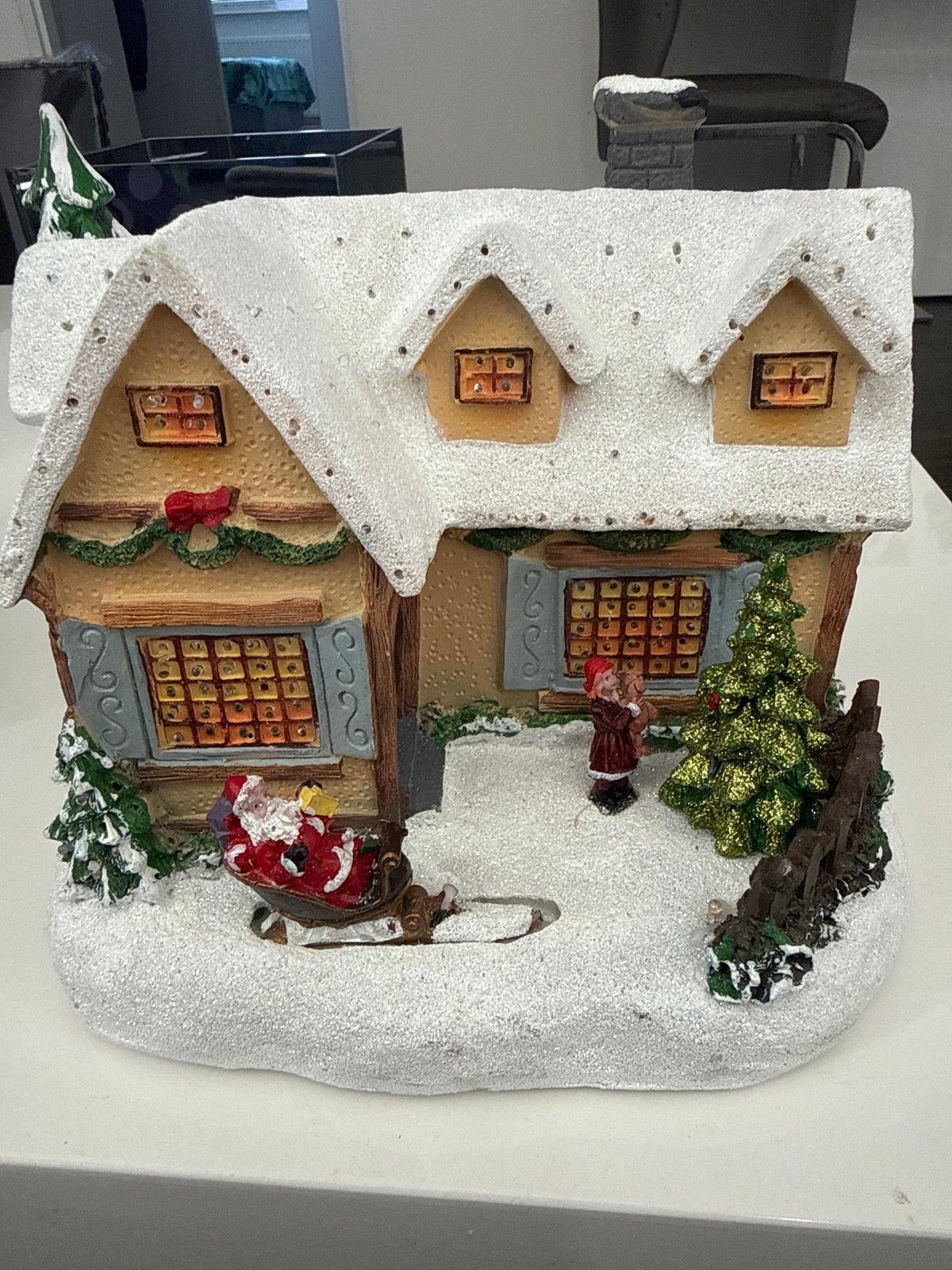 Kerst huis met lichtjes, Verzenden