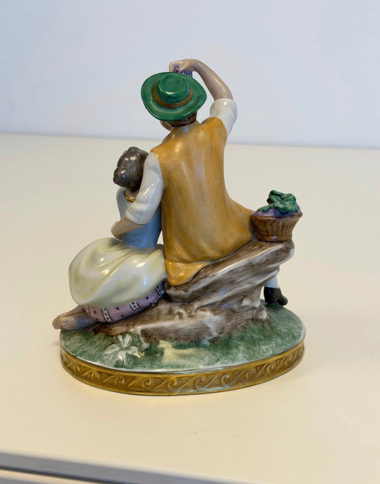 Gerold Porzellan Bavaria beeld romantisch Handgeschilderd, Ophalen of Verzenden, Beschilderd, Beeld
