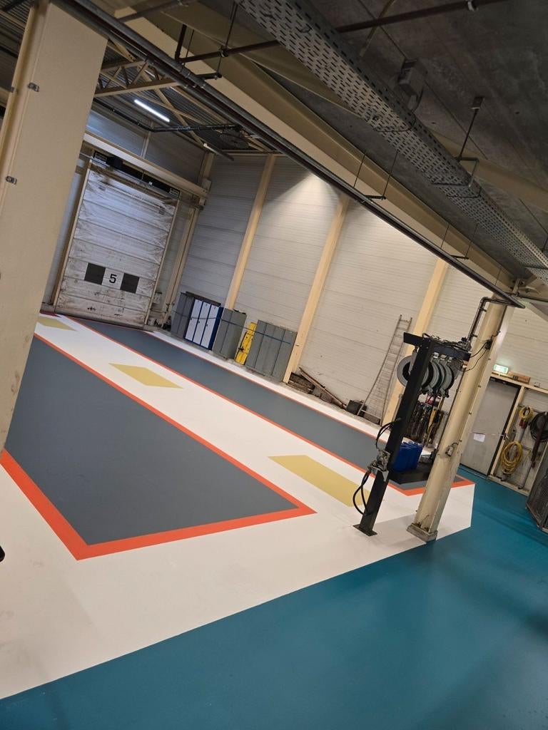 VOOR AL UW GIETVLOEREN !!   PU#EPOXY#SIERGRIND#PMMA#EGALINE, Garantie, Vloerbewerking of Renovatie