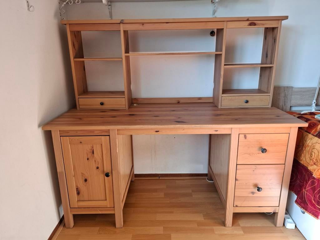 Bureau Ikea Hemnes met opzetstuk, Huis en Inrichting, Bureaus, Ophalen, Gebruikt