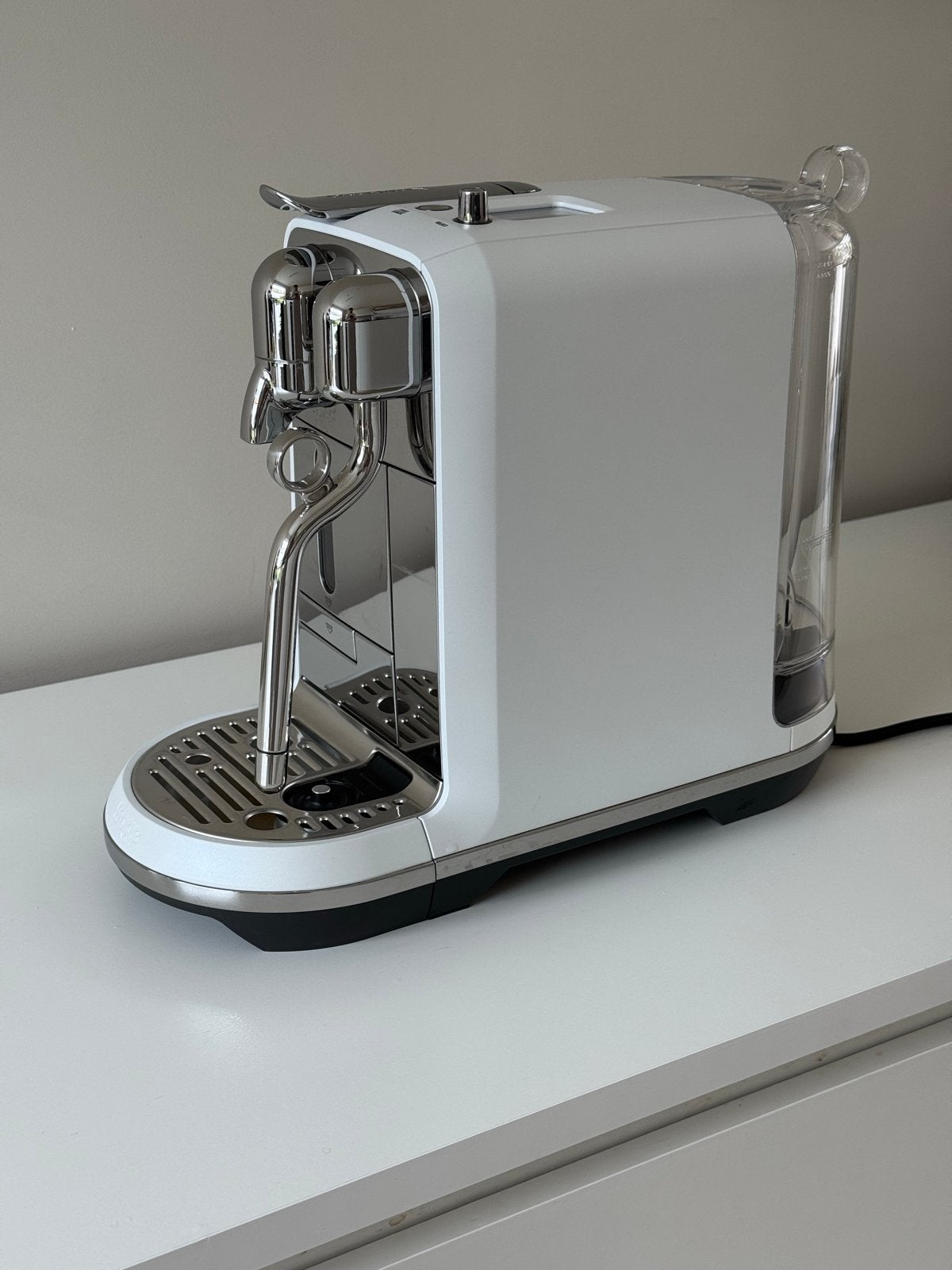 Nespresso Creatista Plus, Gebruikt, Espresso apparaat, Ophalen of Verzenden, 1 kopje