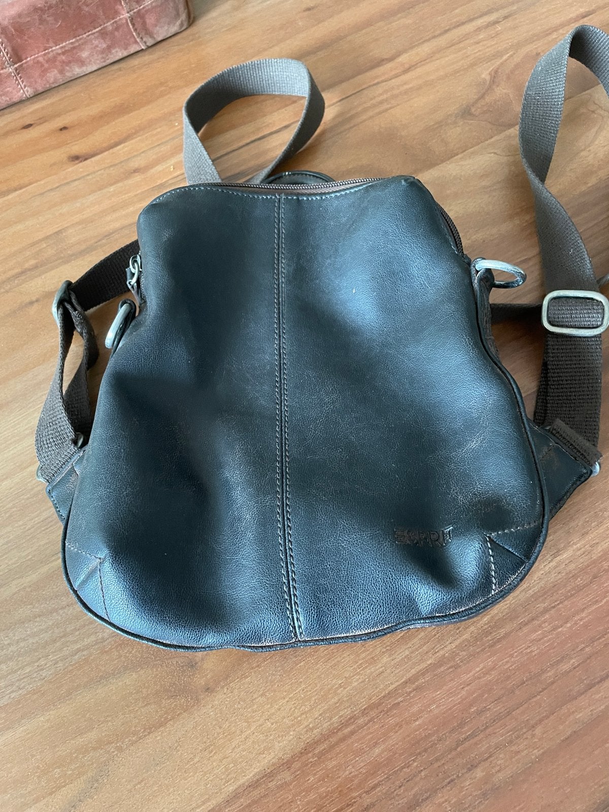 Esprit Leren Schoudertas/Rugzak - Donkerbruin, Overige merken, Gebruikt, Minder dan 30 cm, Ophalen of Verzenden