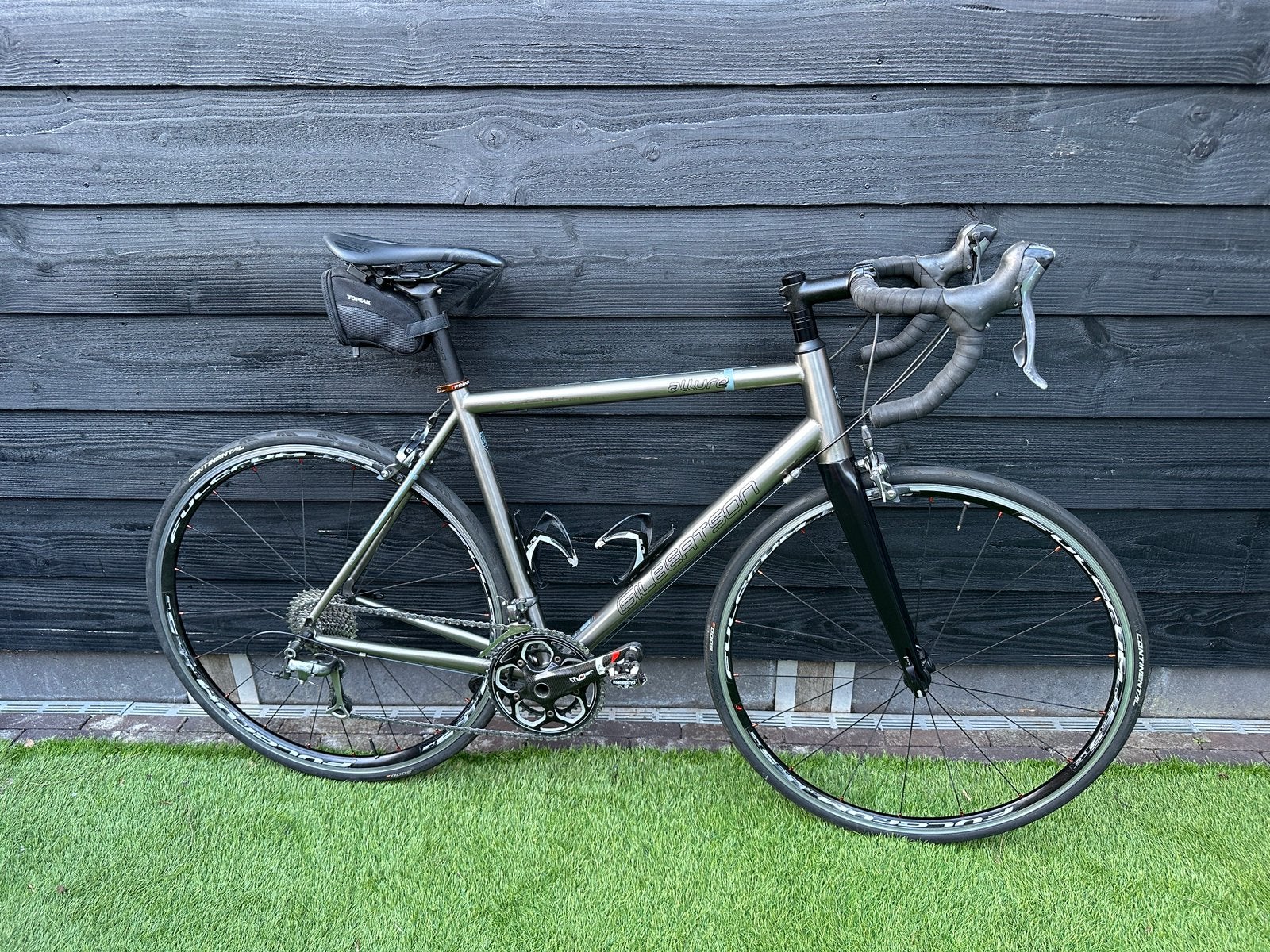 Titanium racefiets Gilbertson, Ophalen, Zo goed als nieuw