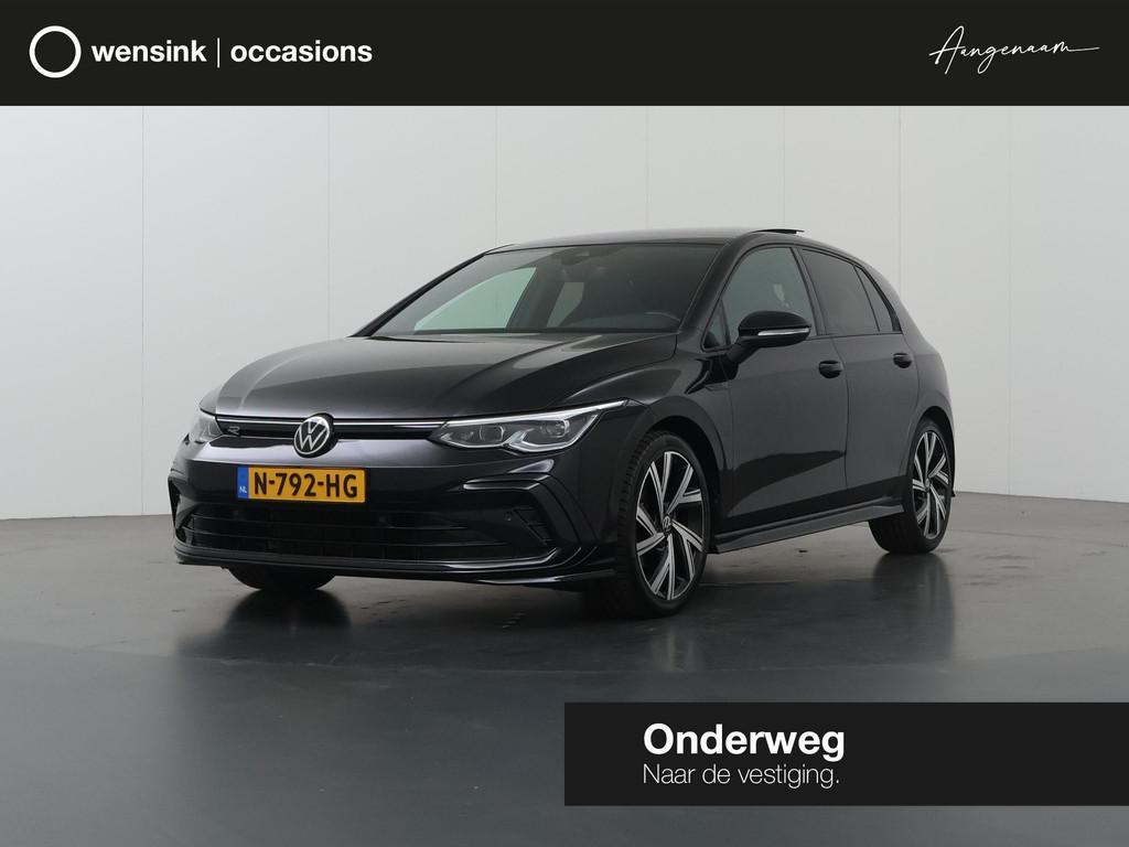 Volkswagen Golf 1.5 eTSI R-Line Business | Panoramadak | Spo, 4 cilinders, 150 pk, Zwart, Golf