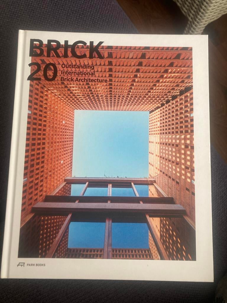 BRICK 20: Outstanding International Brick Architecture, Ophalen of Verzenden, Zo goed als nieuw, Architectuur algemeen