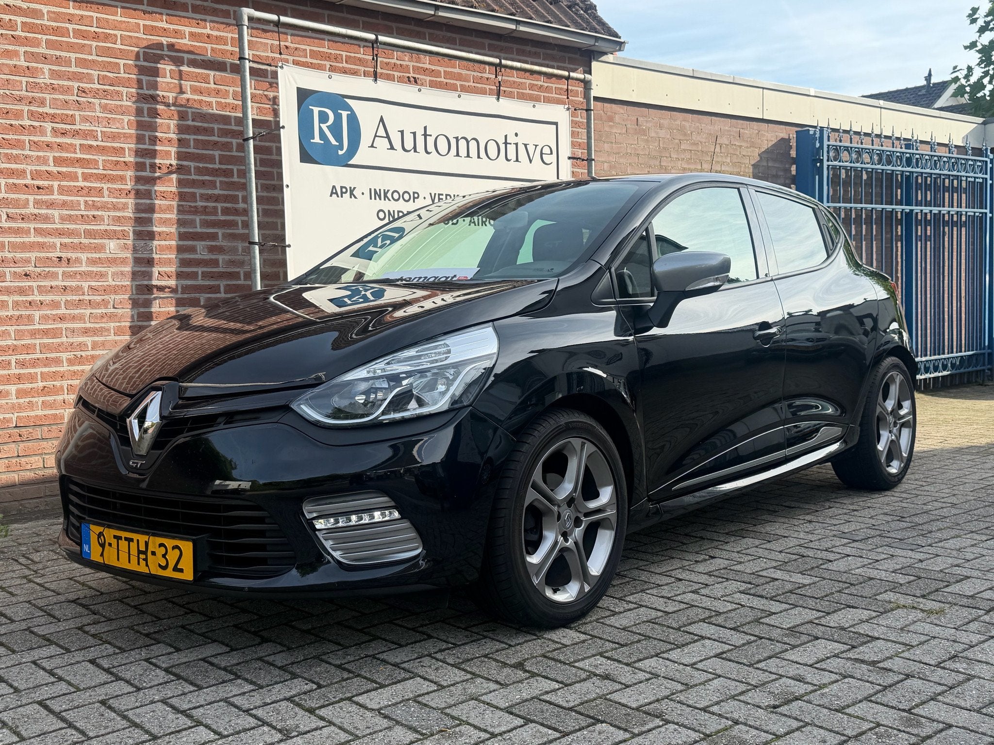 Renault Clio 1.2 GT AUTOMAAT/NAVI/NAP (bj 2014), Automaat, Euro 5, Gebruikt, Origineel Nederlands