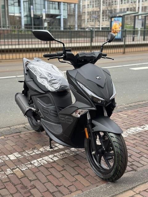 Kymco New Super 8 R 2026 E5+ 2026 ( kymco )