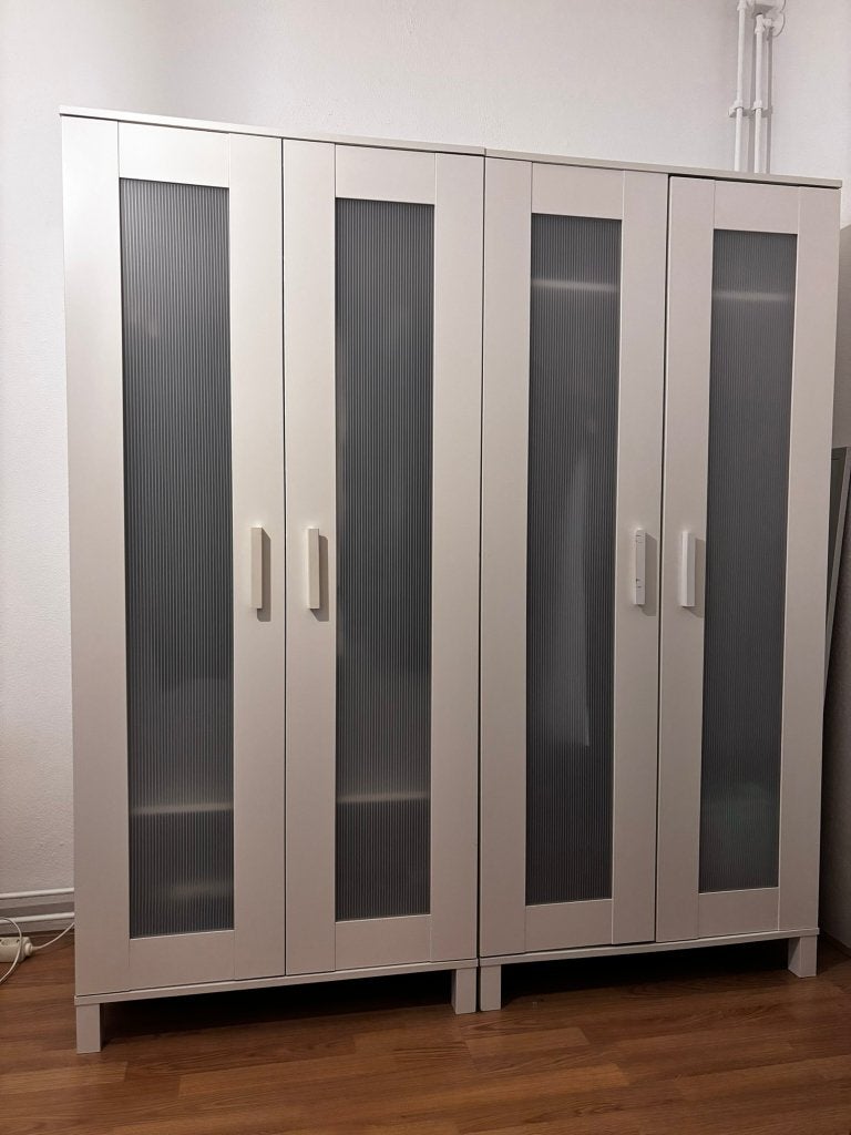 IKEA BRIMNES kledingkast met 2 deuren, Ophalen, 100 tot 150 cm, Zo goed als nieuw, 150 tot 200 cm