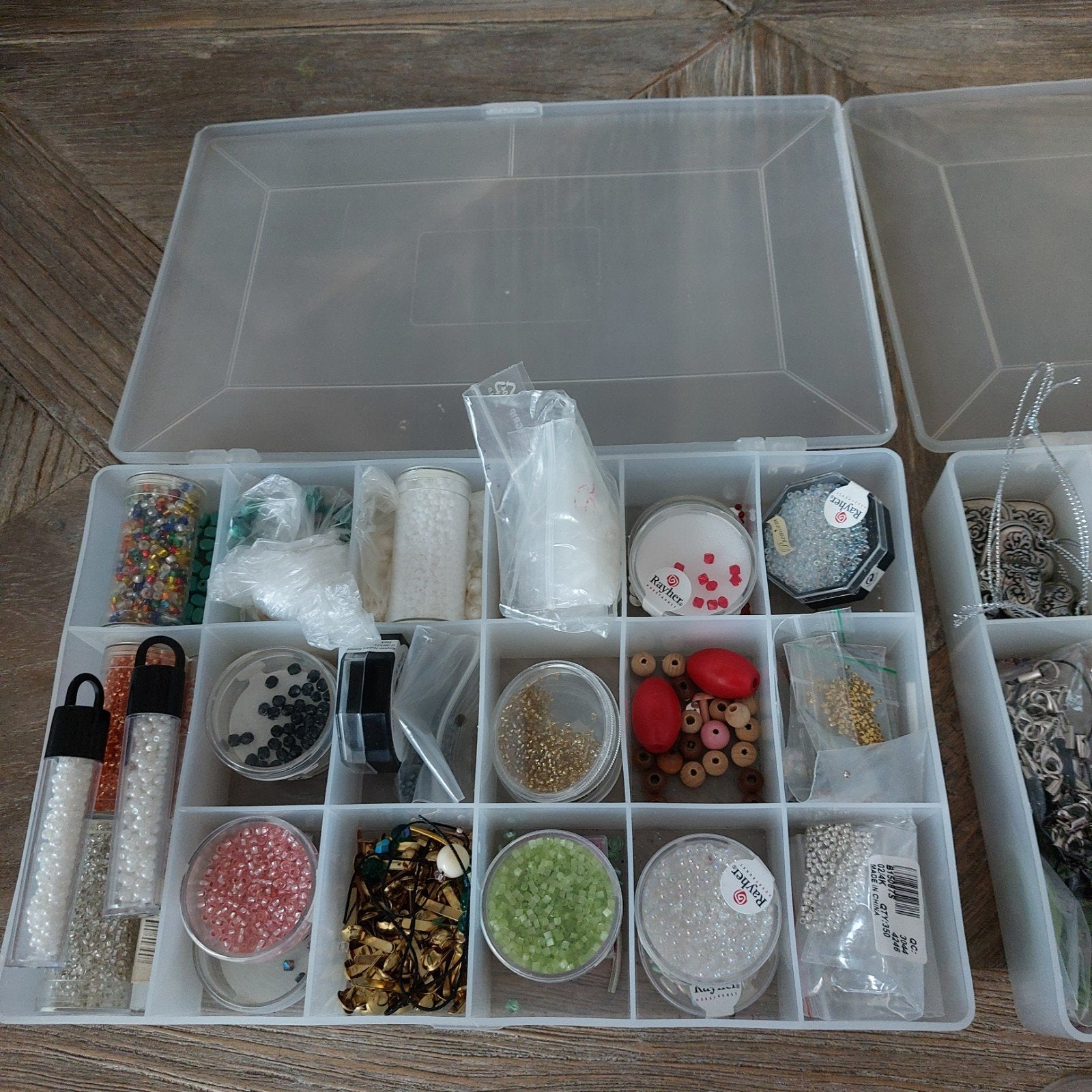 2 dozen met knutselmateriaal, Hobby en Vrije tijd, Kralen en Sieraden maken, Ophalen of Verzenden, Kraal