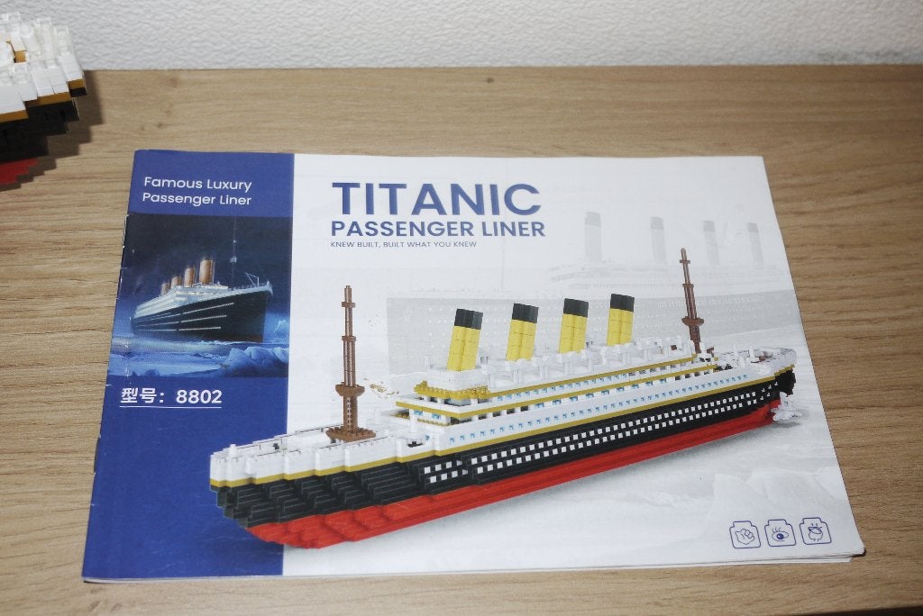 Foto 12 van lego titanic passenger liner 57 cm lang
